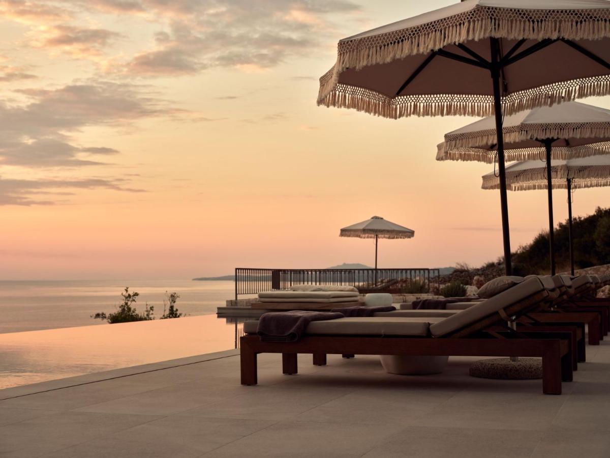 Rebek Luxury Villas & Suites Agios Nikolaos  Exteriör bild
