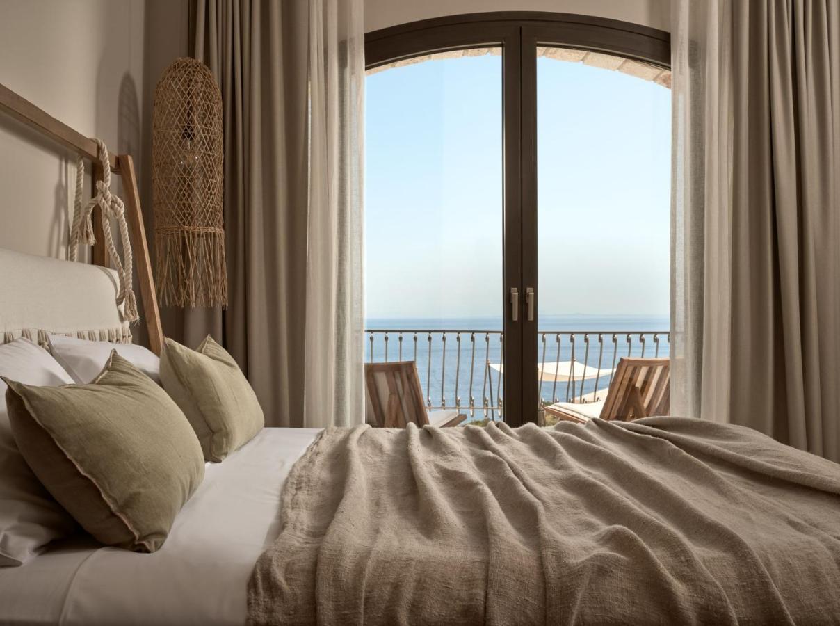 Rebek Luxury Villas & Suites Agios Nikolaos  Exteriör bild