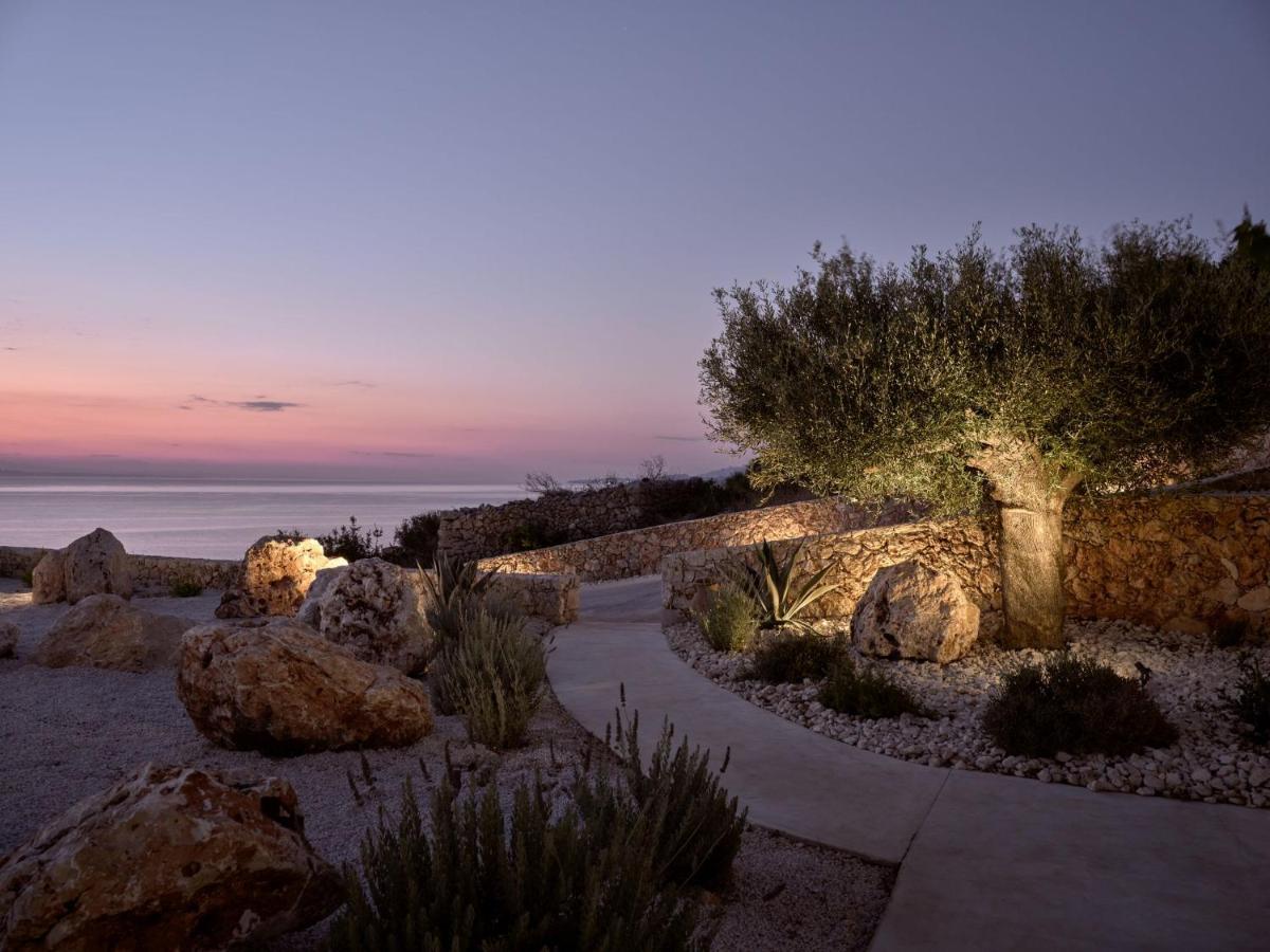 Rebek Luxury Villas & Suites Agios Nikolaos  Exteriör bild