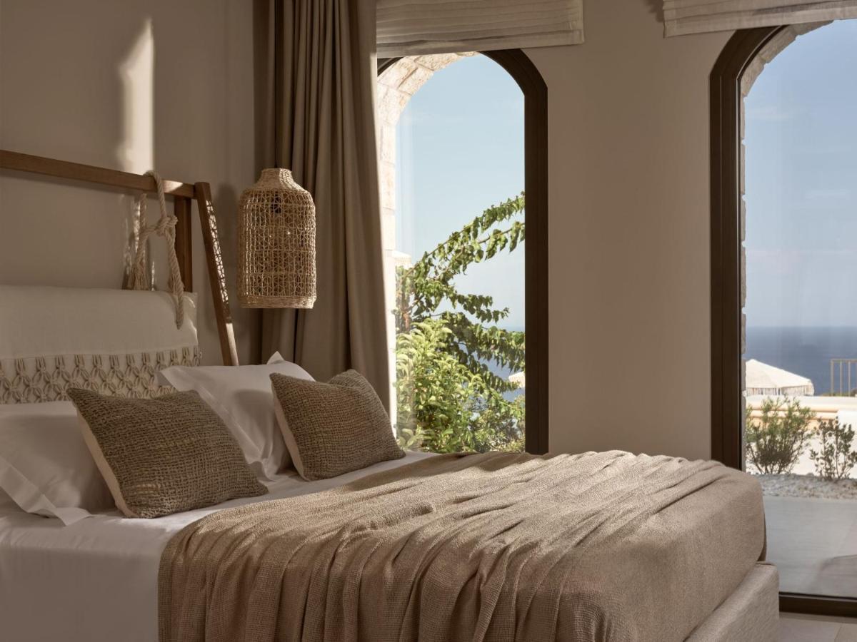 Rebek Luxury Villas & Suites Agios Nikolaos  Exteriör bild