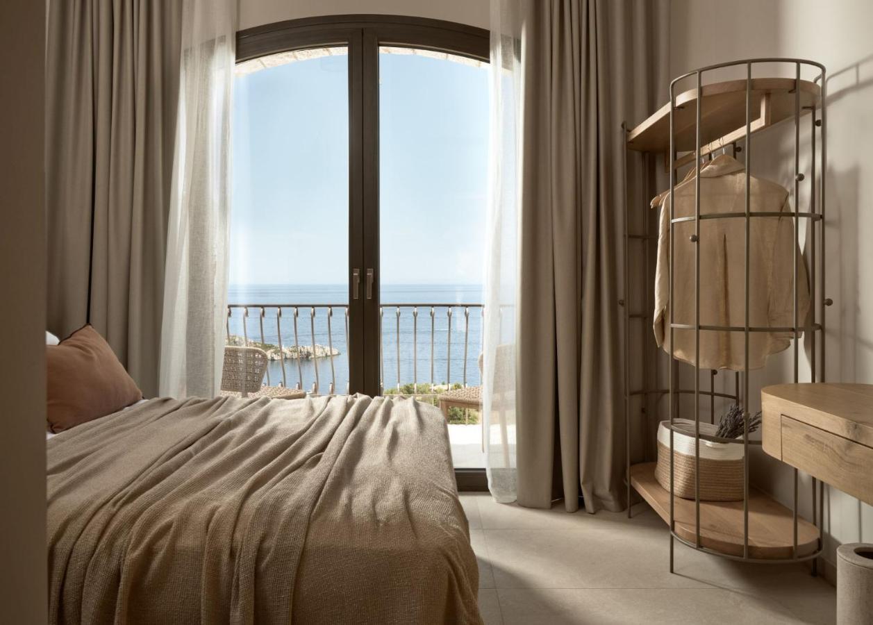 Rebek Luxury Villas & Suites Agios Nikolaos  Exteriör bild